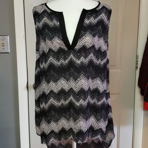 🎉HP🎉 Maurices sleeveless top, plus size 0